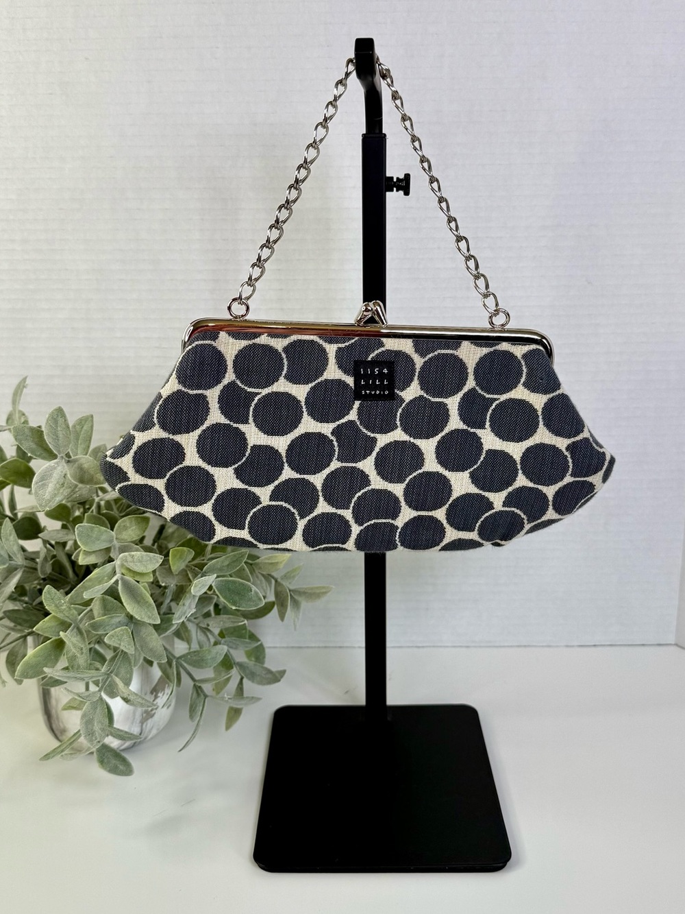 1154 Lill Studio Polka Dot Fabric Clutch Evening Bag Gray Cream Kiss Lock Frame